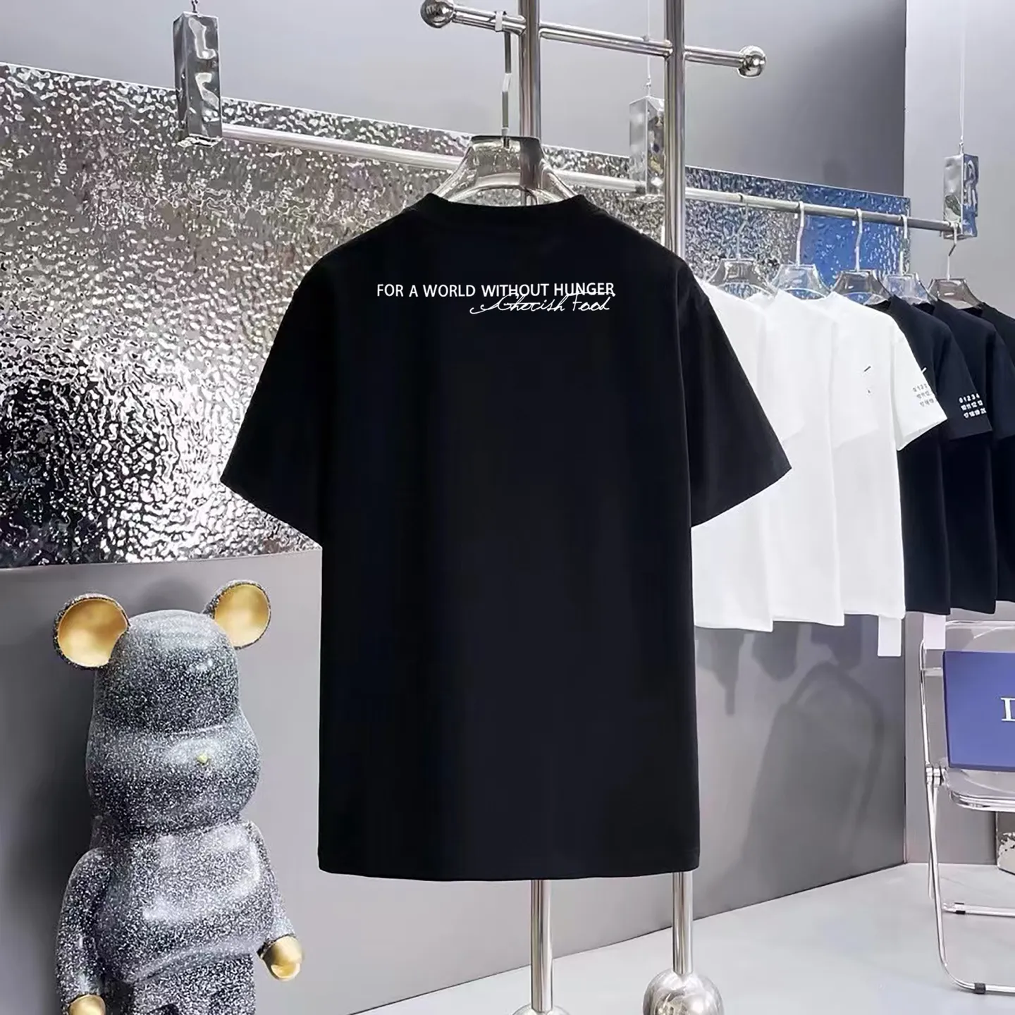 Balenciaga T 1:1 300 1×1 Same Style logo OS 200 ：Black，White， ，Red， Gray Size：XS-L